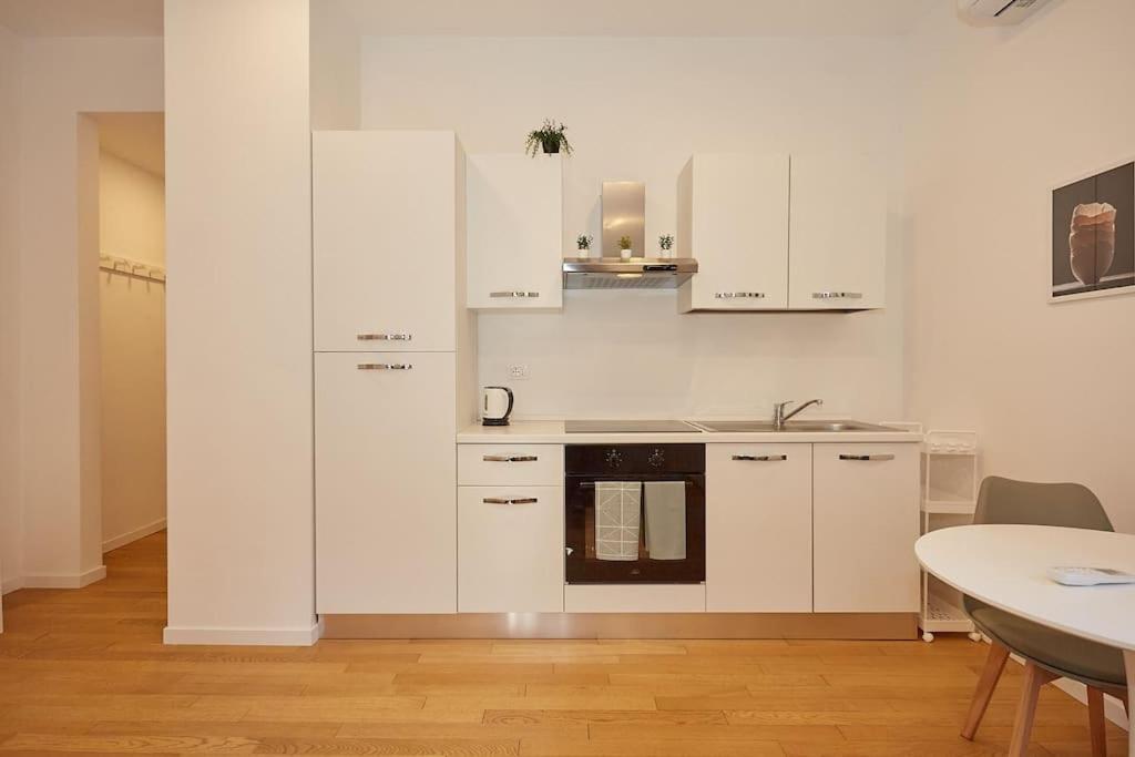 Baldinucci Apartment Milan
