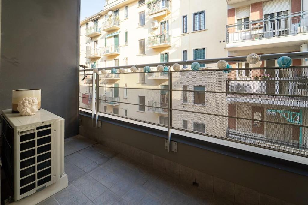 Ma Petite Bleu Apartment