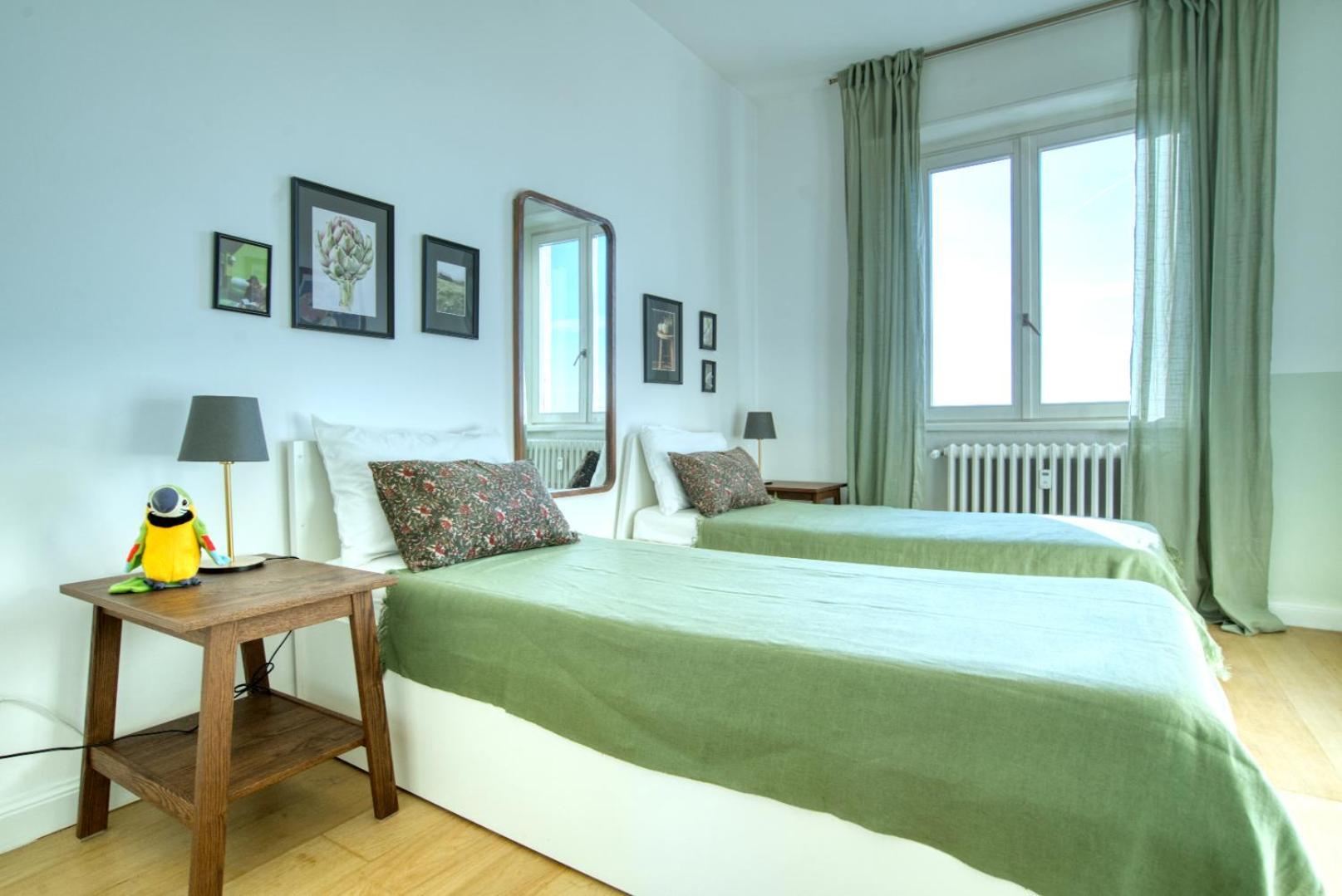 Spacious Penthouse With Panoramic Terrace - 20 Minutes From Duomo * Milão