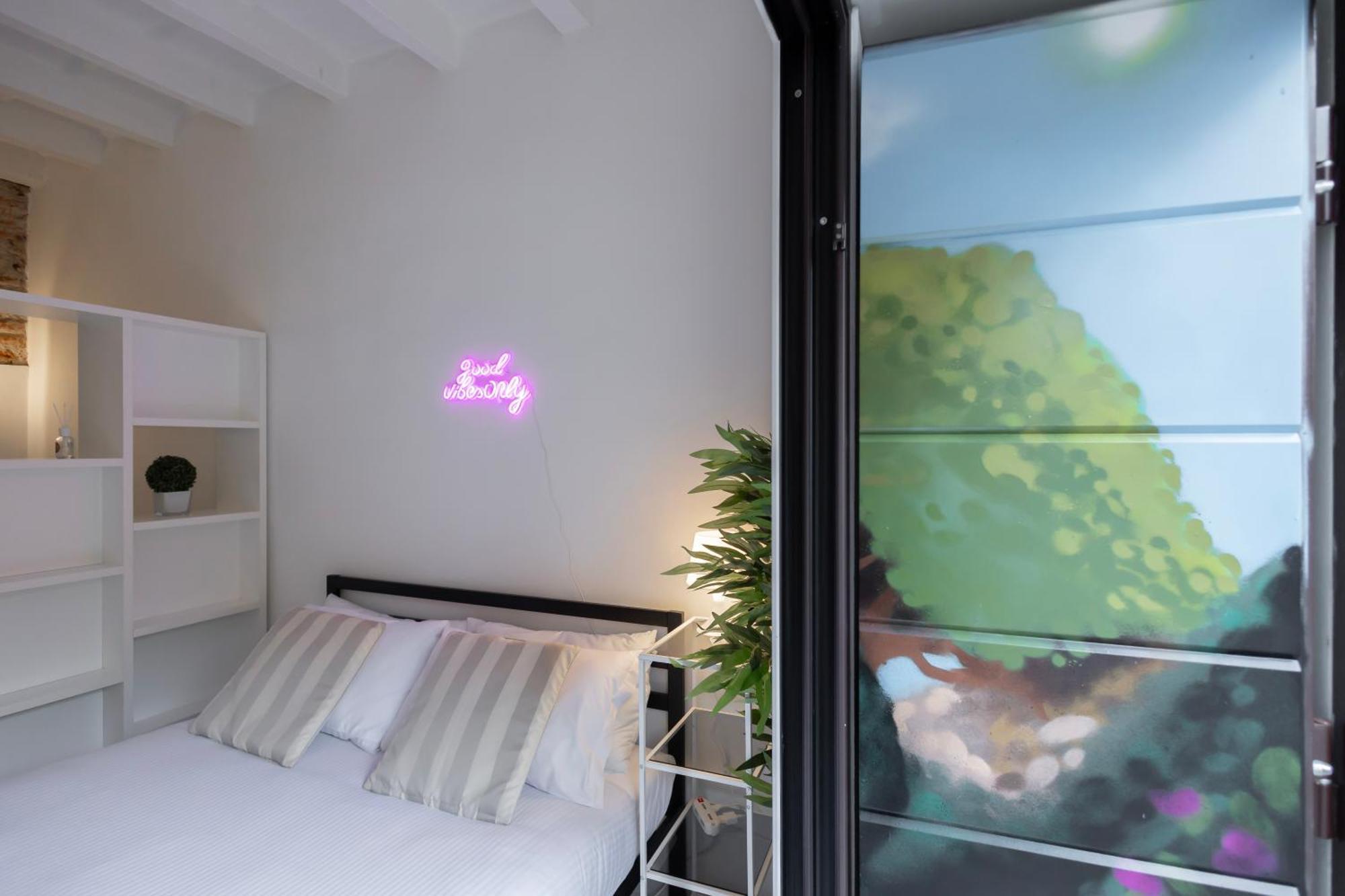 Flora 57 - Splendido Loft Nel Cuore Dei Navigli Milão