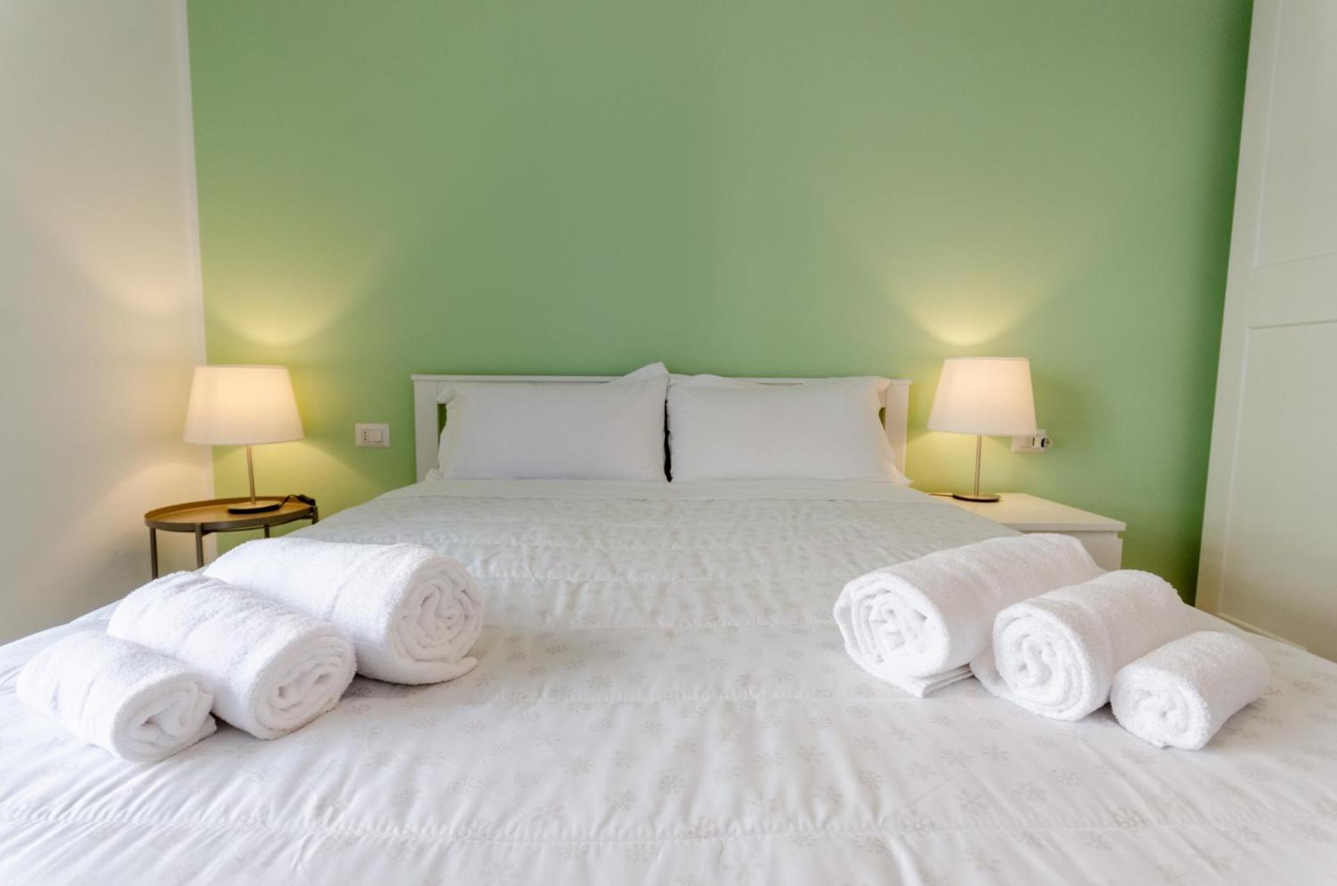 Apartment Vivimi Fiordalisi Stile & Comfort Vicino Metro Milan