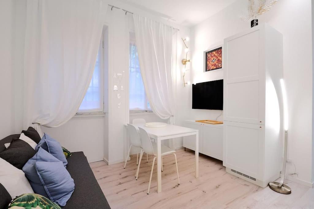 Apartment Suite-6 Centro-porta Romana Milan
