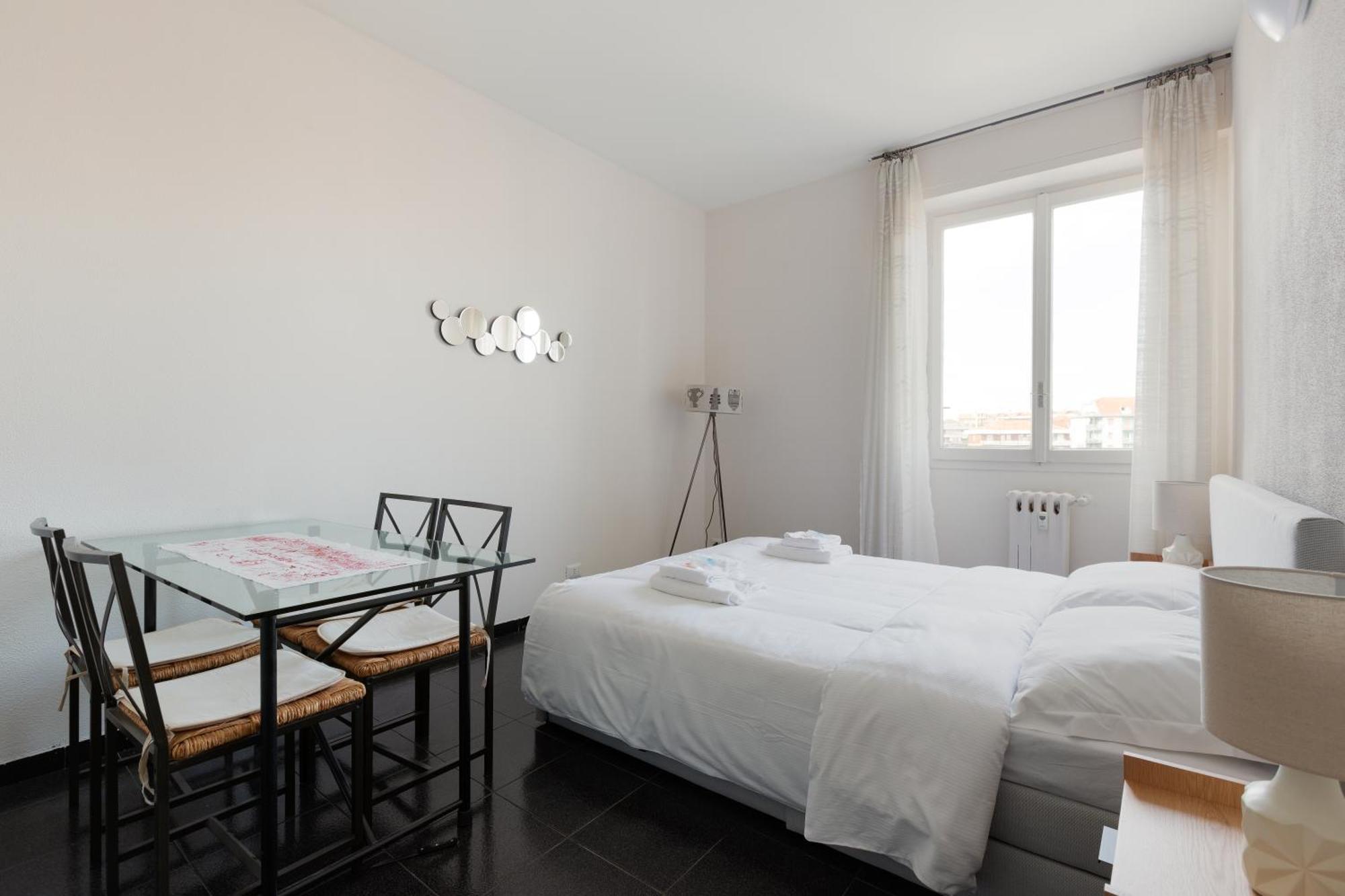 Corvetto M3 - Comfy Apt. With Balcony! * Milan