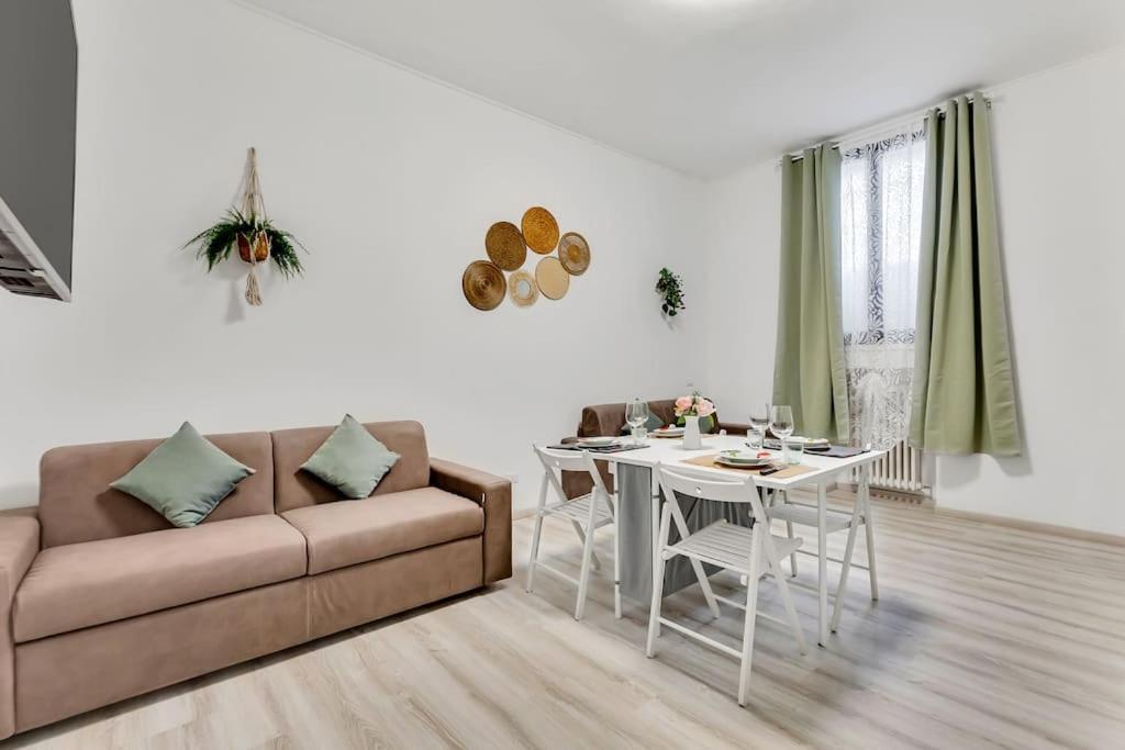 Apartment San Siro-fiera 15 Minuti Da Life Wifi Netlix Milan