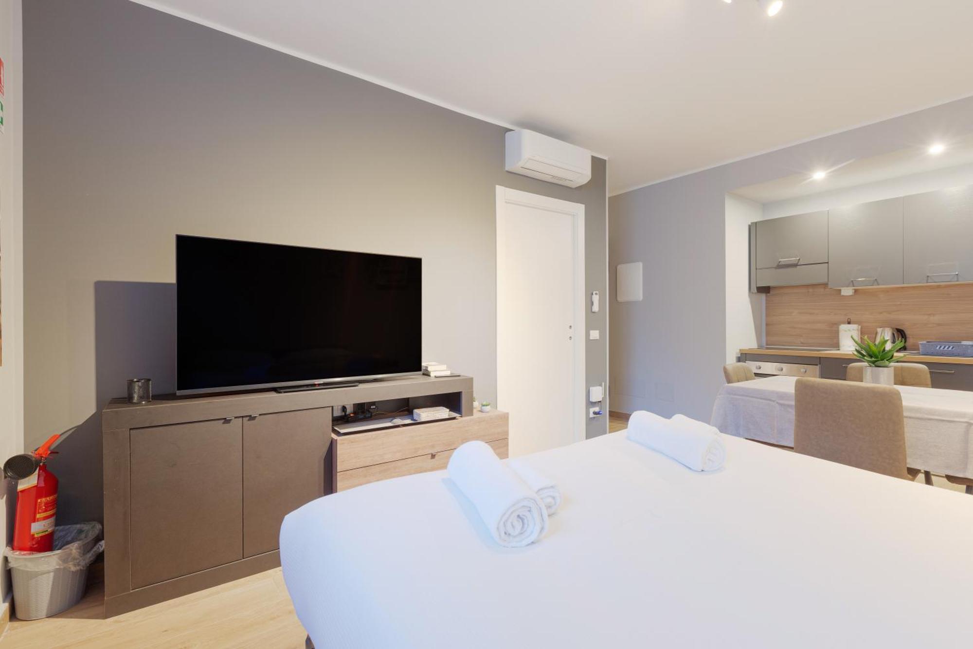 Affori M3 - Modern And Cozy *