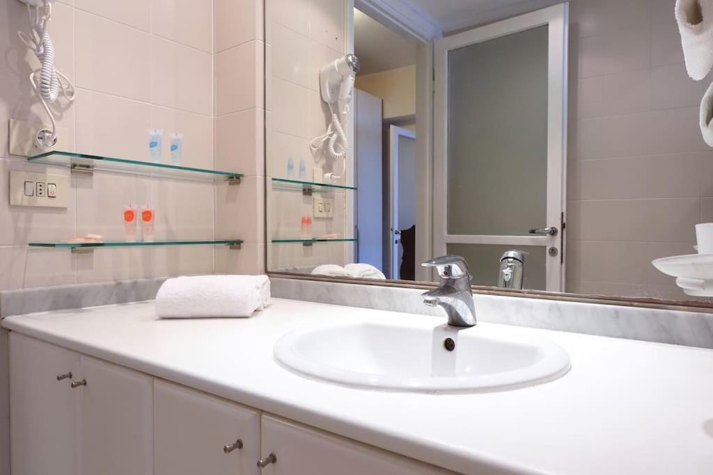 Apartment Contempora - Trilocale Lagosta 9 Milan