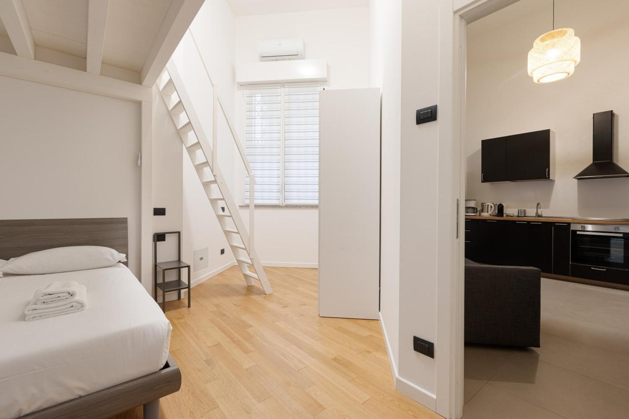 Apartment Cozy Corner With Balcony And Private Garage!