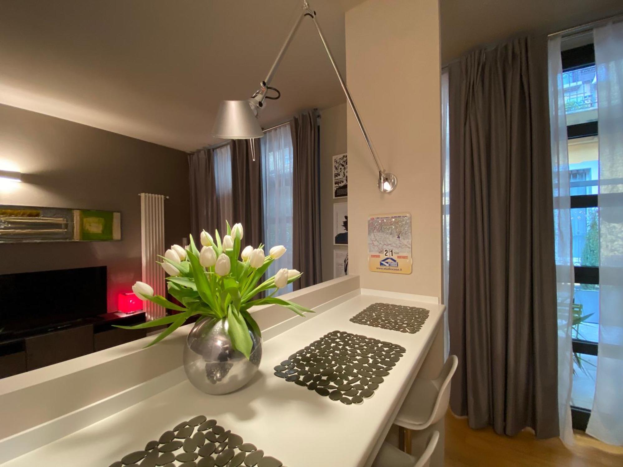 Navigli Lombardini 8 *