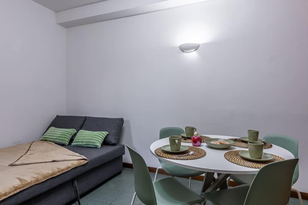 Close To Duomo Lovely City Center Flat * Milan