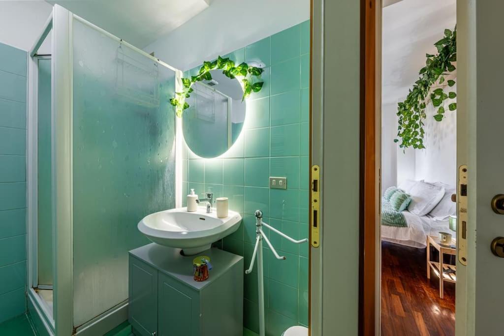 Apartment Close To Duomo Lovely City Center Flat Milan
