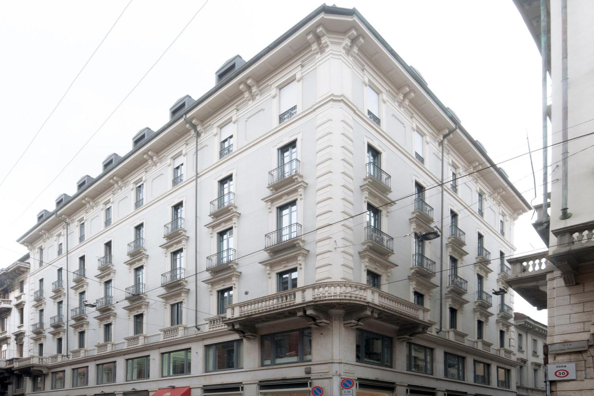 Fifty Eight Montenapoleone Two Bedrooms Milan