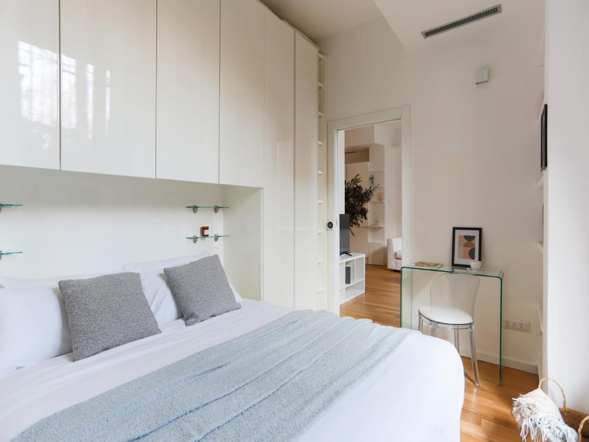 The Rent - One-bedroom Near Crocetta * Milan