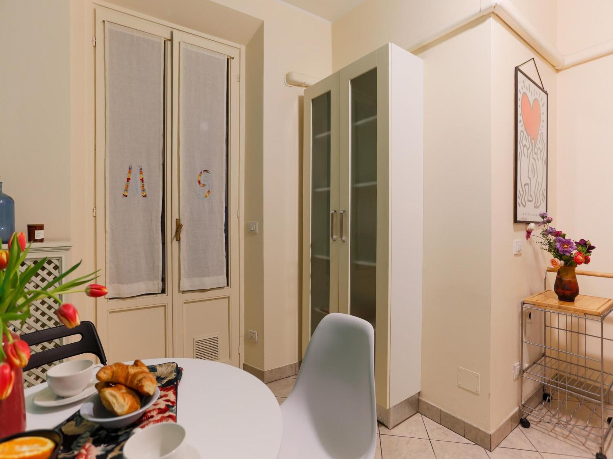 The Best Rent - Spacious One-bedroom Near The Columns Of San Lorenzo Apartment Milan