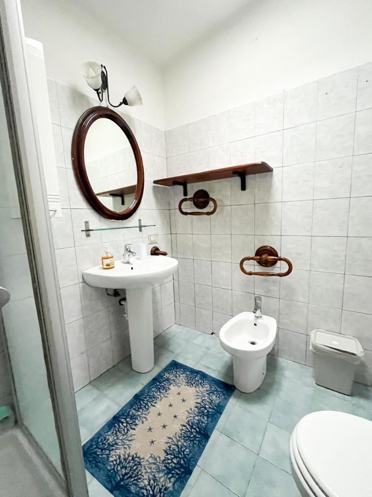 Rose Apartment *