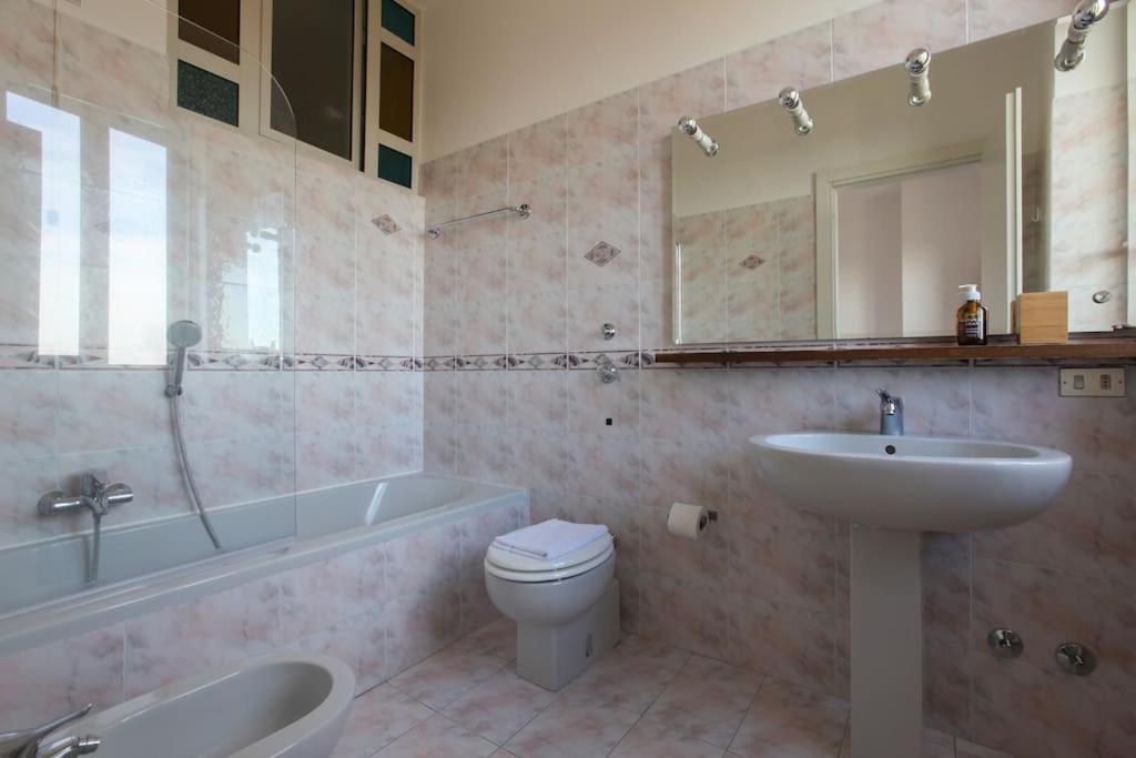 Hacca Collection - Isola 1br Apartment *