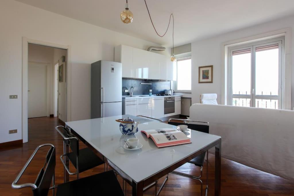 Hacca Collection - Isola 1br Apartment