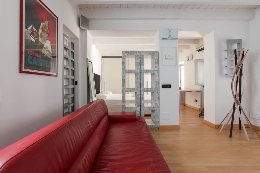 Hacca Collection - Open Space In Porta Ticinese Apartment