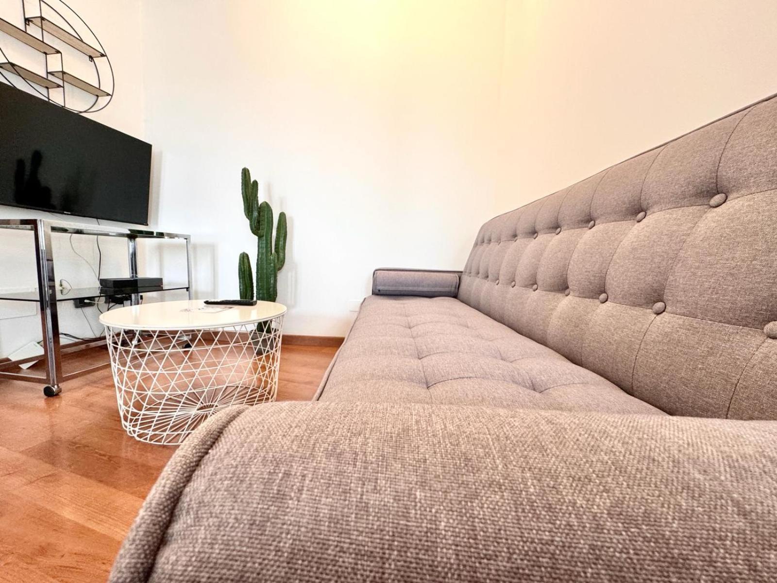 Comecasa 2 Bedrooms 450mt From Duomo * Milan