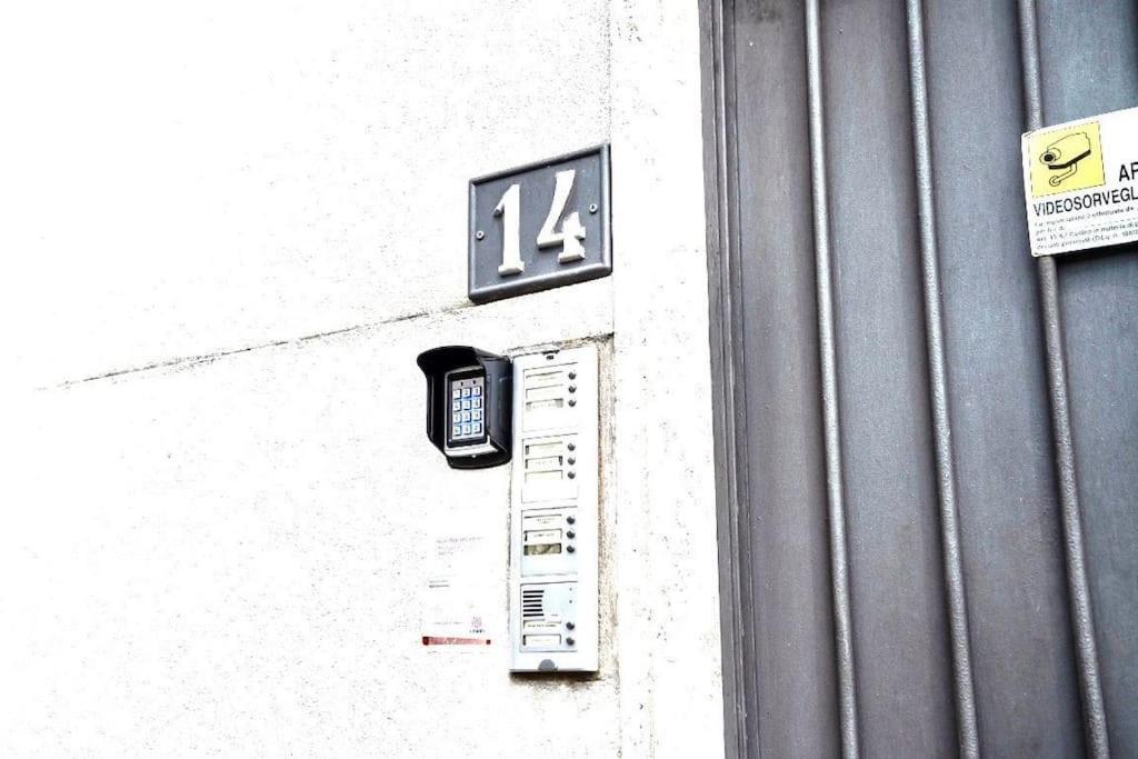 Apartment People In Milan