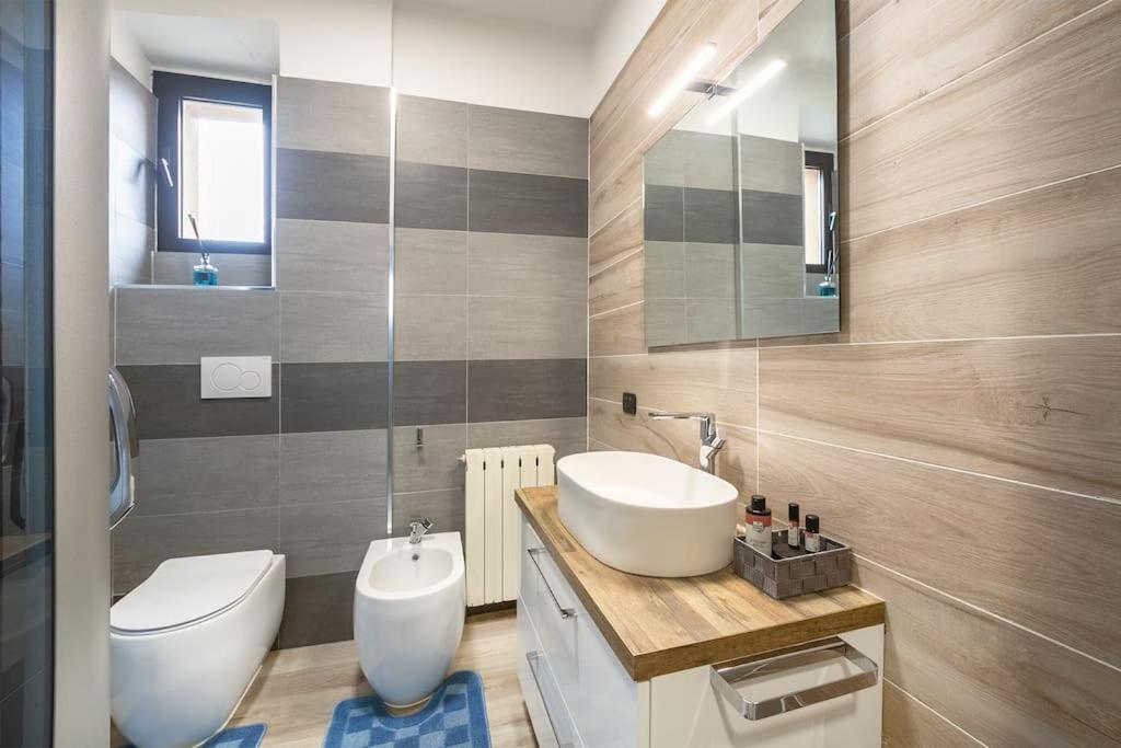 Apartment Ampio Quadrilocale Navigli/forum + Free Parking *
