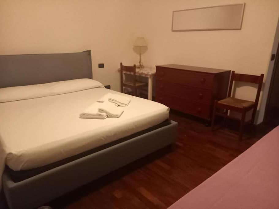Comfortable Typical Old Style Apartment Milan