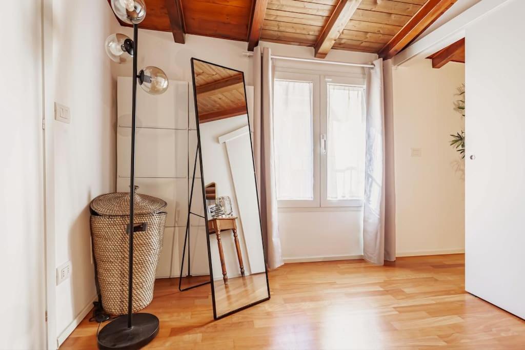 Apartamento Elegante Loft Su 2 Piani A 5 Minuti Da San Siro