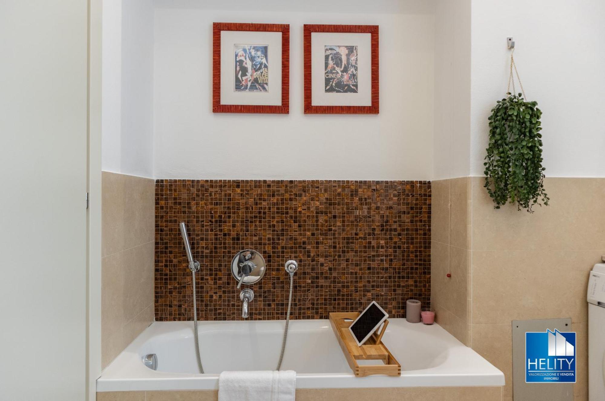 Appartamento Bocconichic Penthouse* * * * * Milano