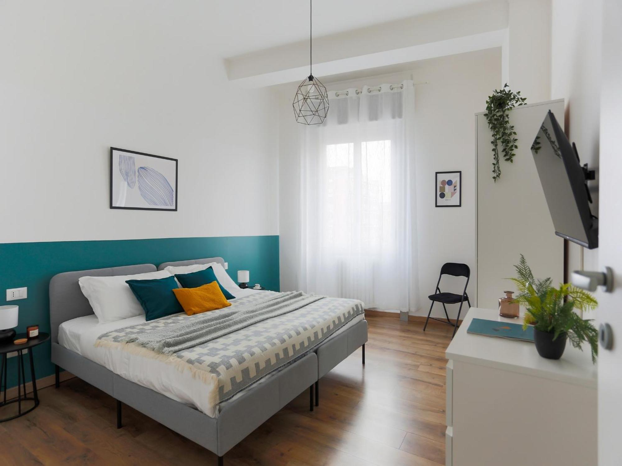 The Rent - Cozy Two-bedroom Near Colonne S Lorenzo * Milan