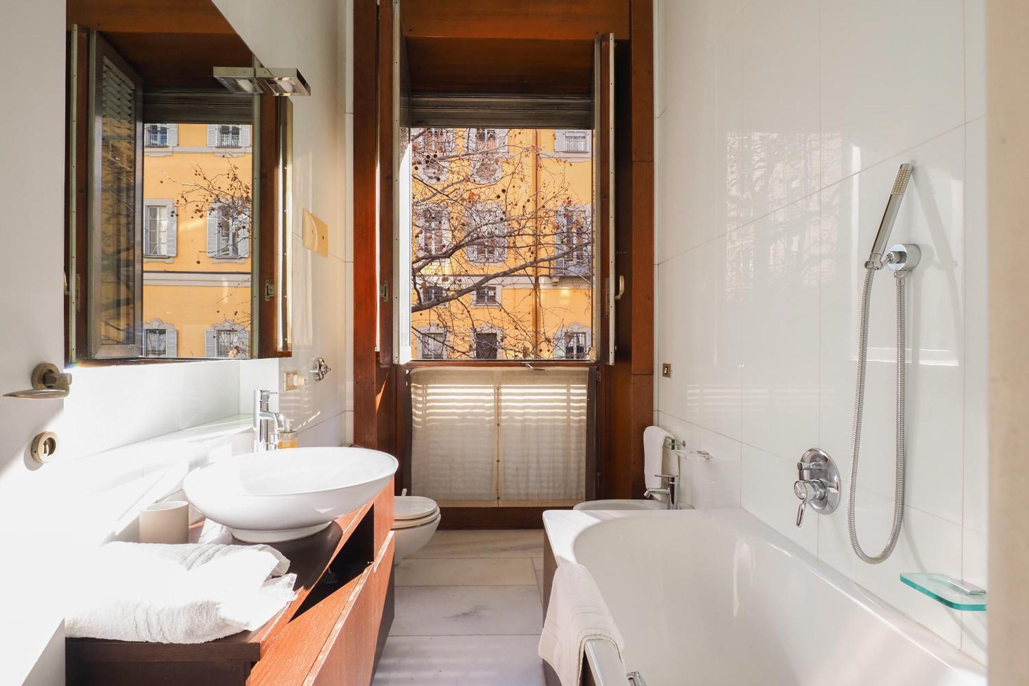 Homnest I Conservatorio Lux Apt * Milan