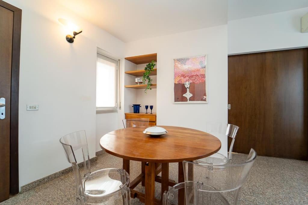 5 Giornate Apt Con Terrazzo E Garage Privato Apartment Milan