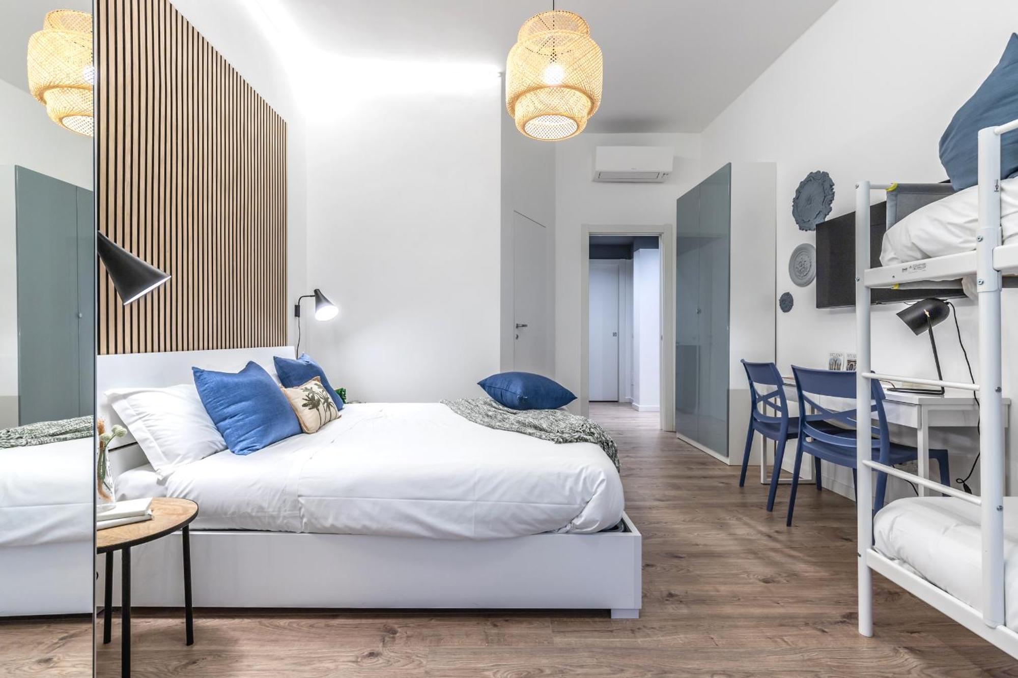Stayeasy Quadronno33 - 3 Bedrooms, 2 Baths - Duomo Walking Distance Apartment
