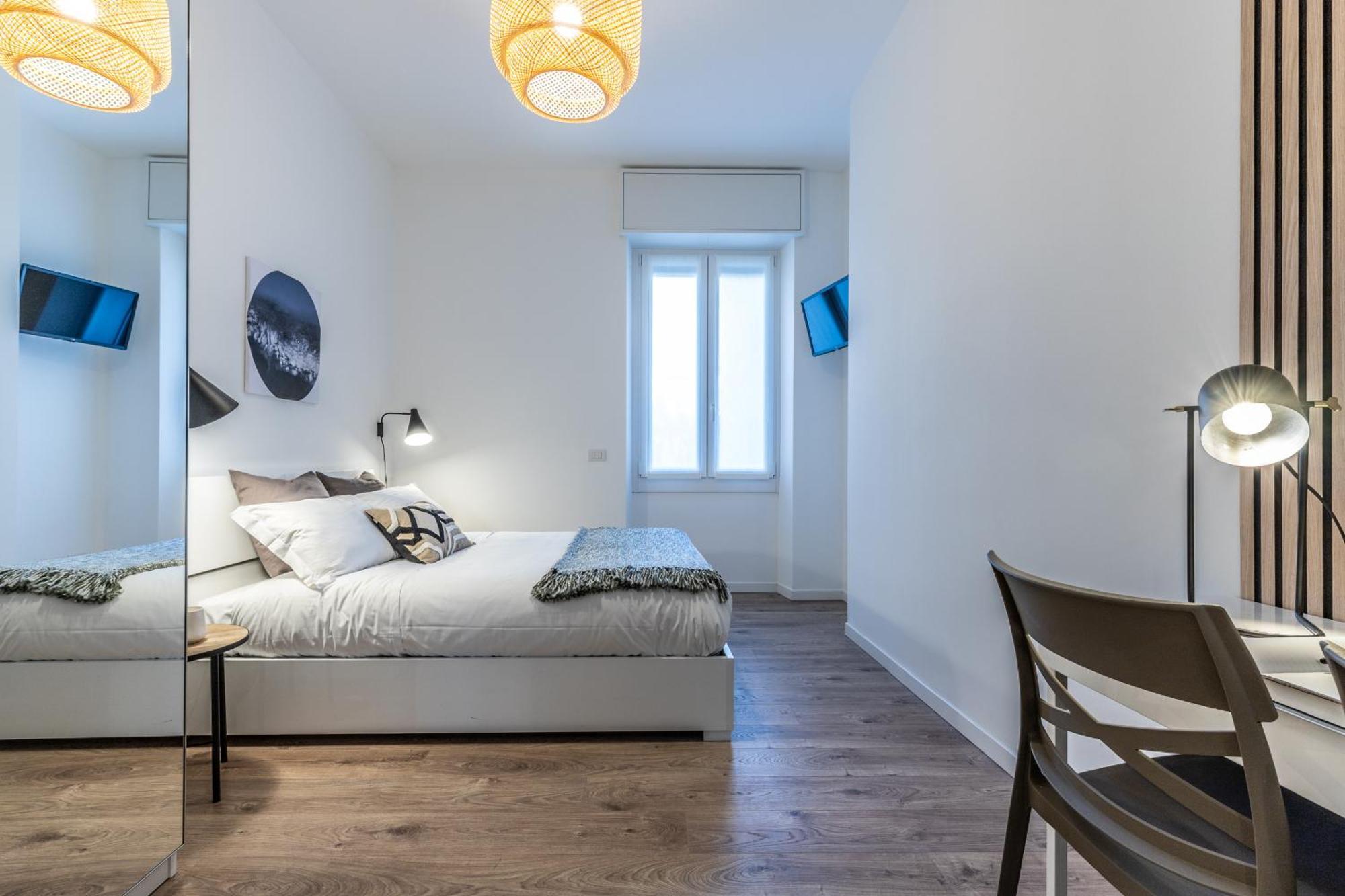 Apartment Stayeasy Quadronno33 - 3 Bedrooms, 2 Baths - Duomo Walking Distance *