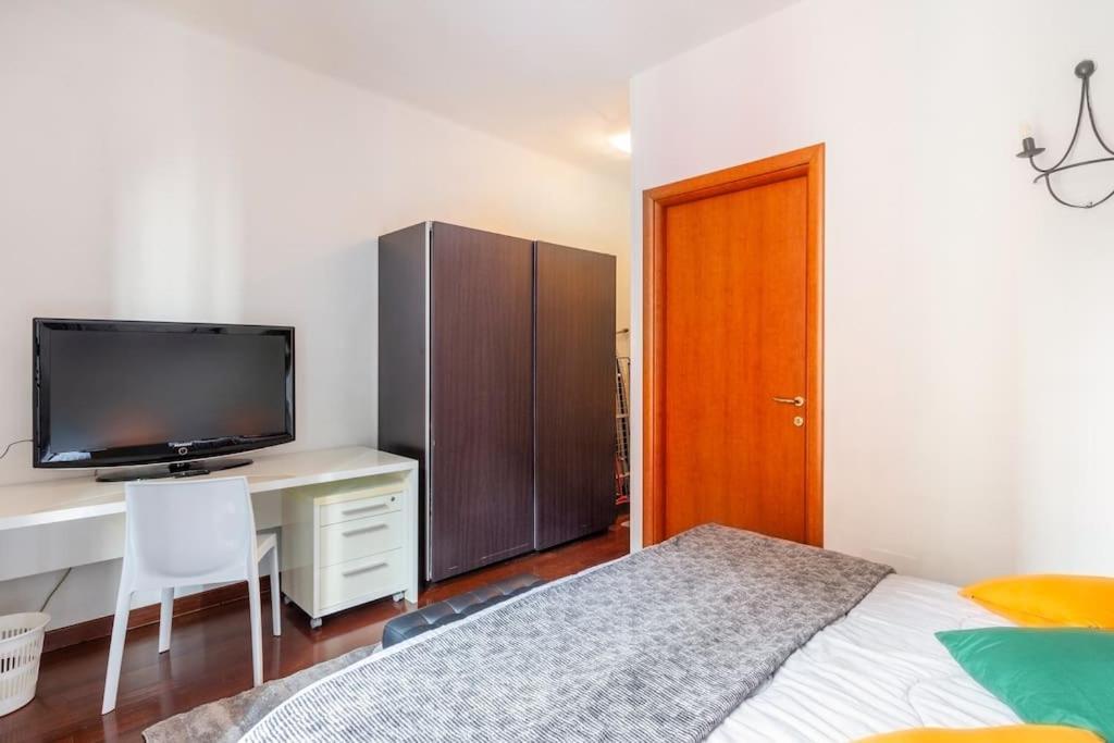 Apartment Modern In Centrale Next To Metro M5 - Sarca 73