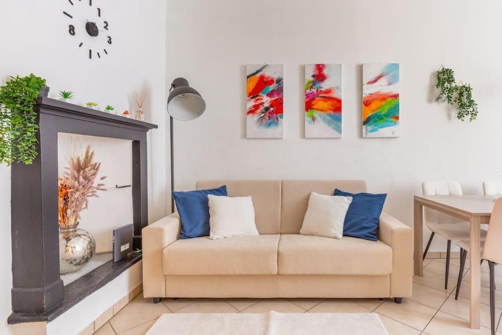 Modern In Centrale Next To Metro M5 - Sarca 73 Milan