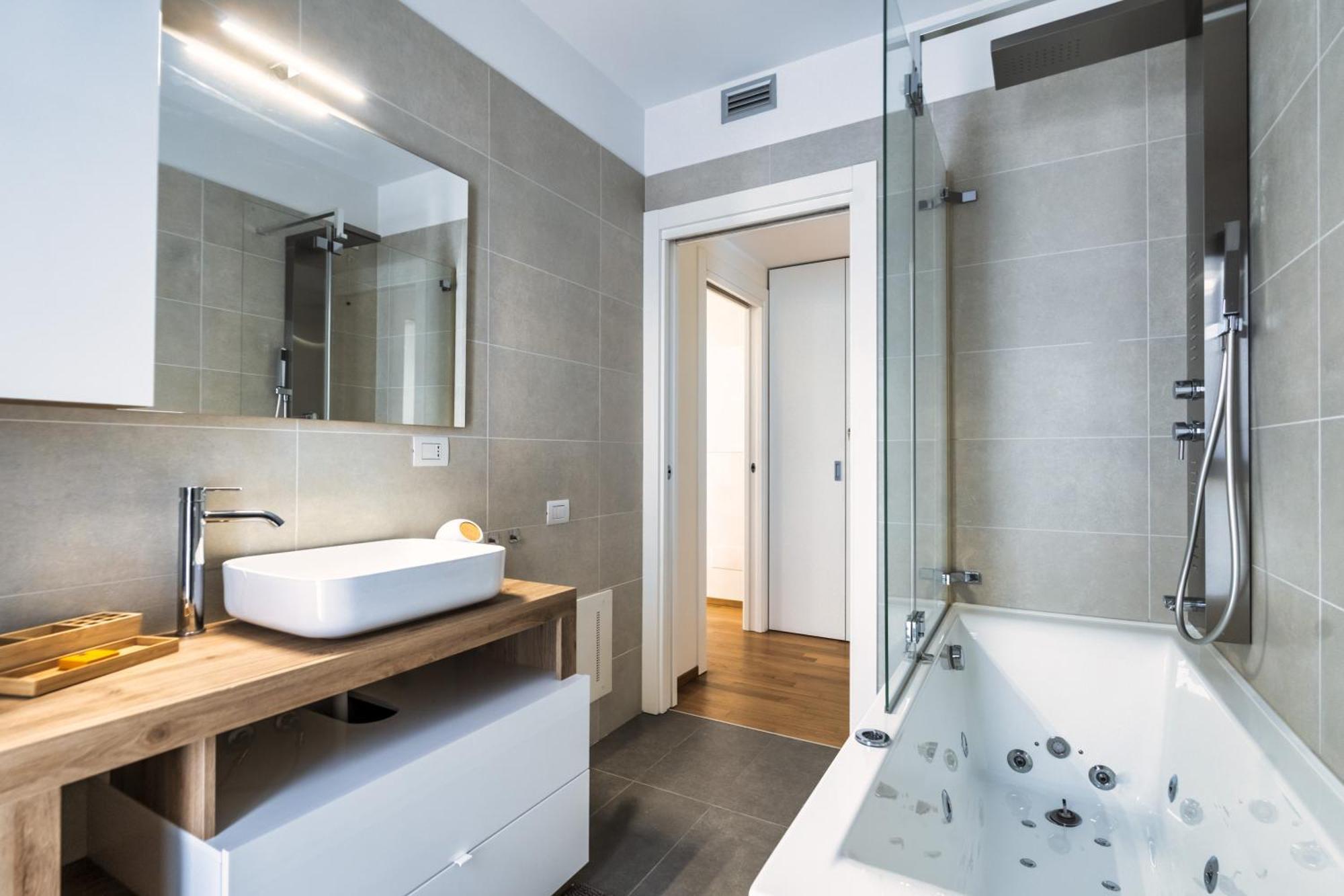 Appartamento 5 Min Walk From Subway Elegant & Modern *