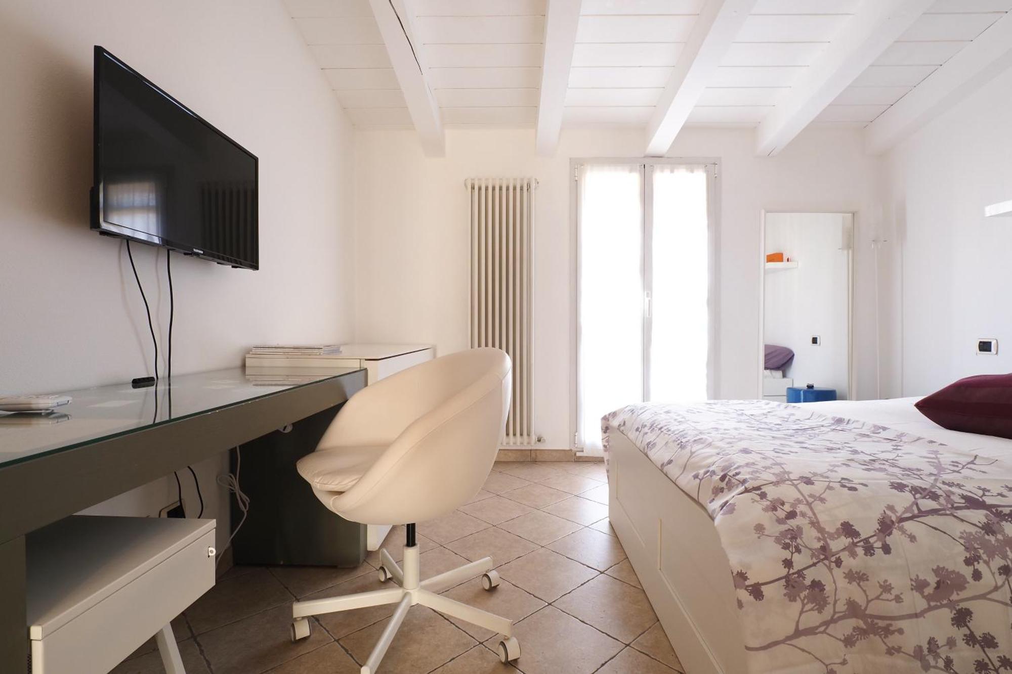 Appartamento Lomellina 10 Minuti Dal Centro Milano