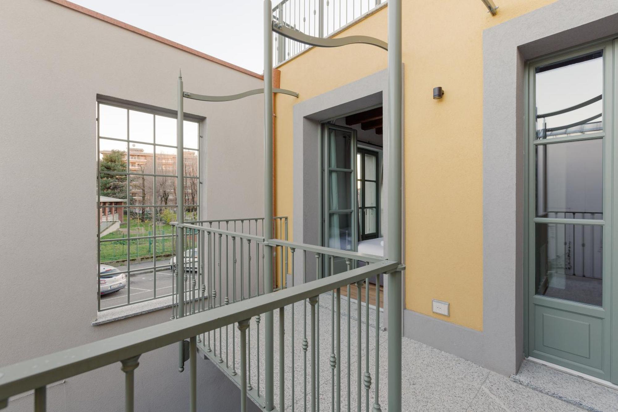 Modern In With Balcony