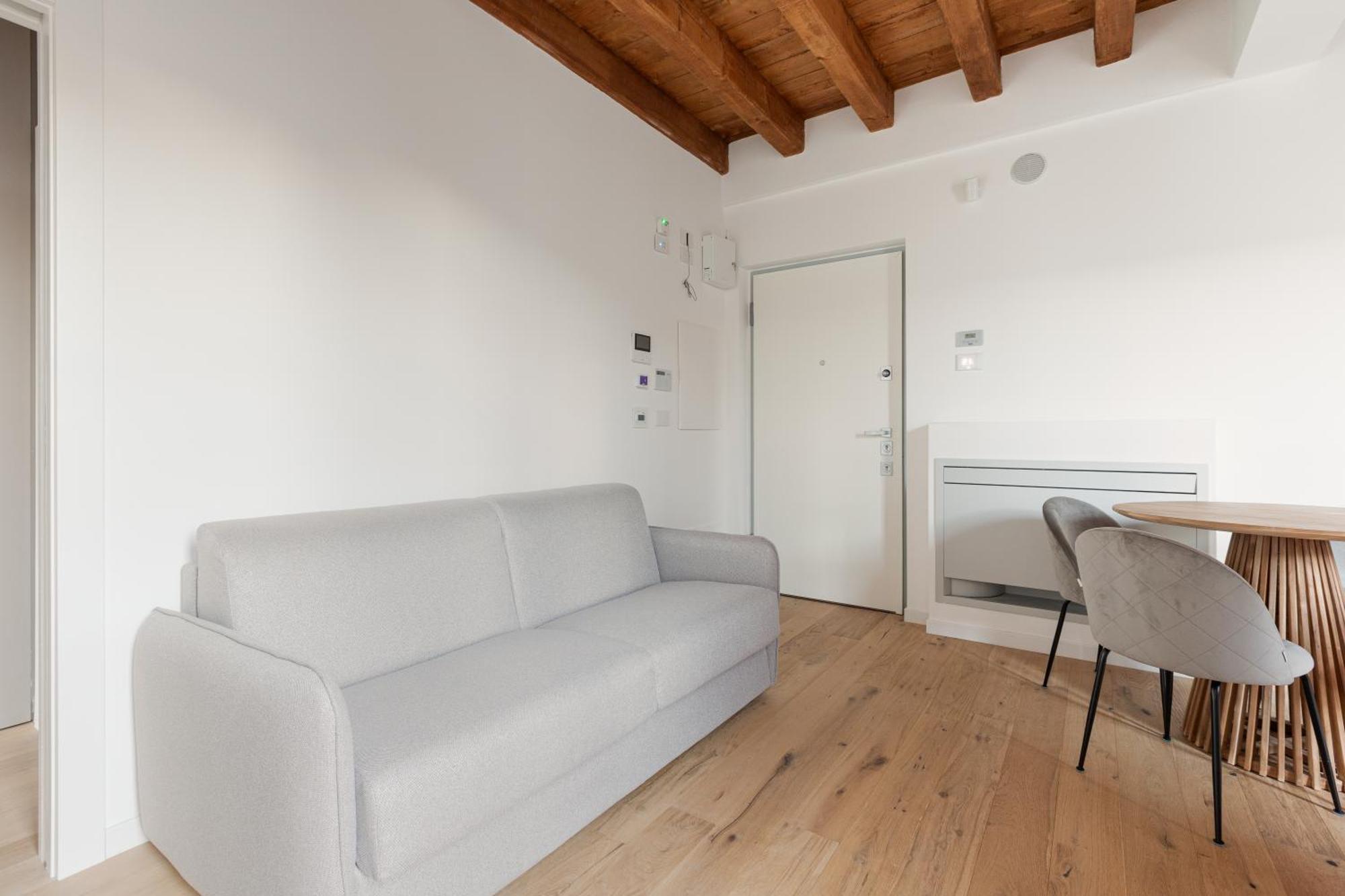 Modern In With Balcony Milan