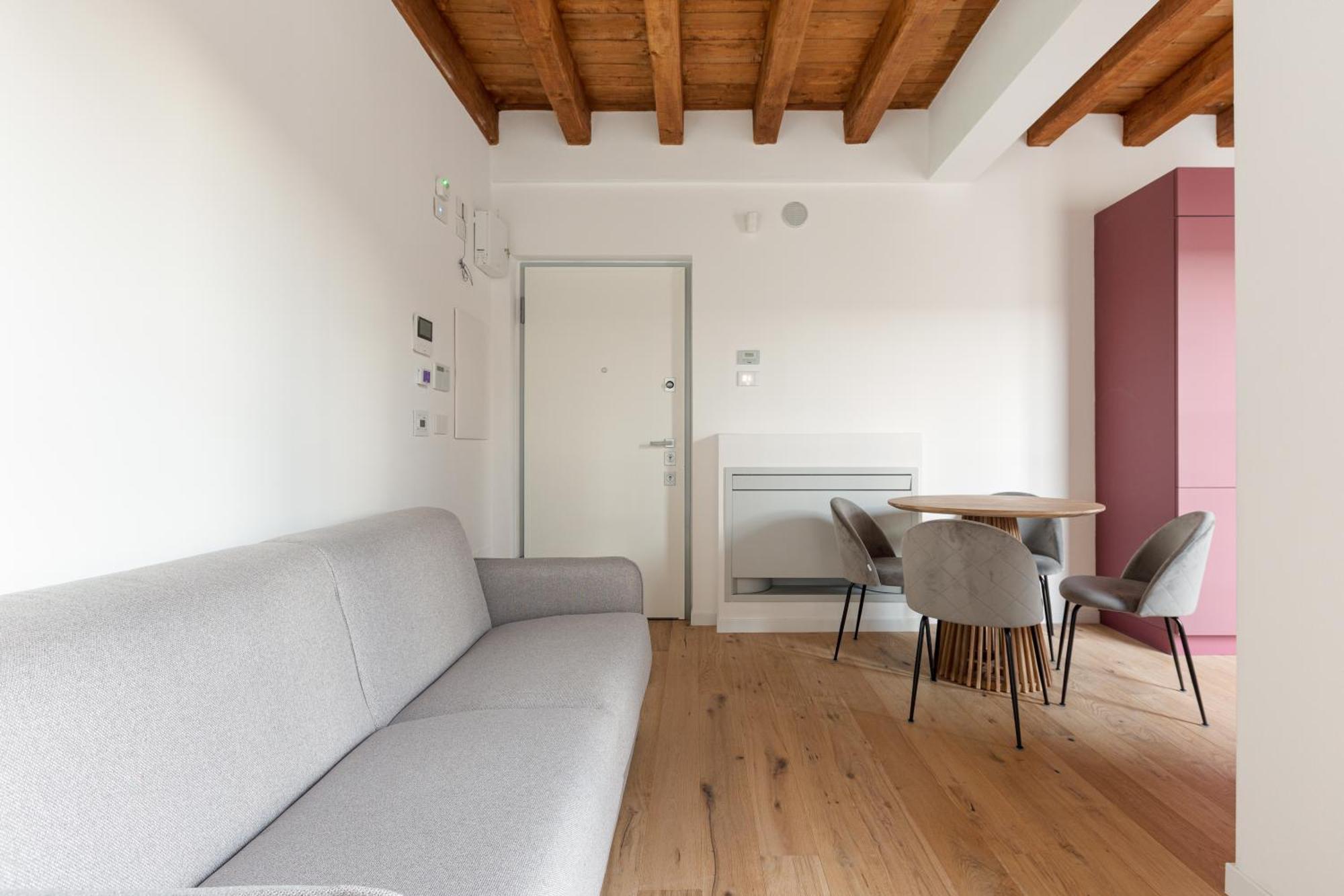 Modern In With Balcony
