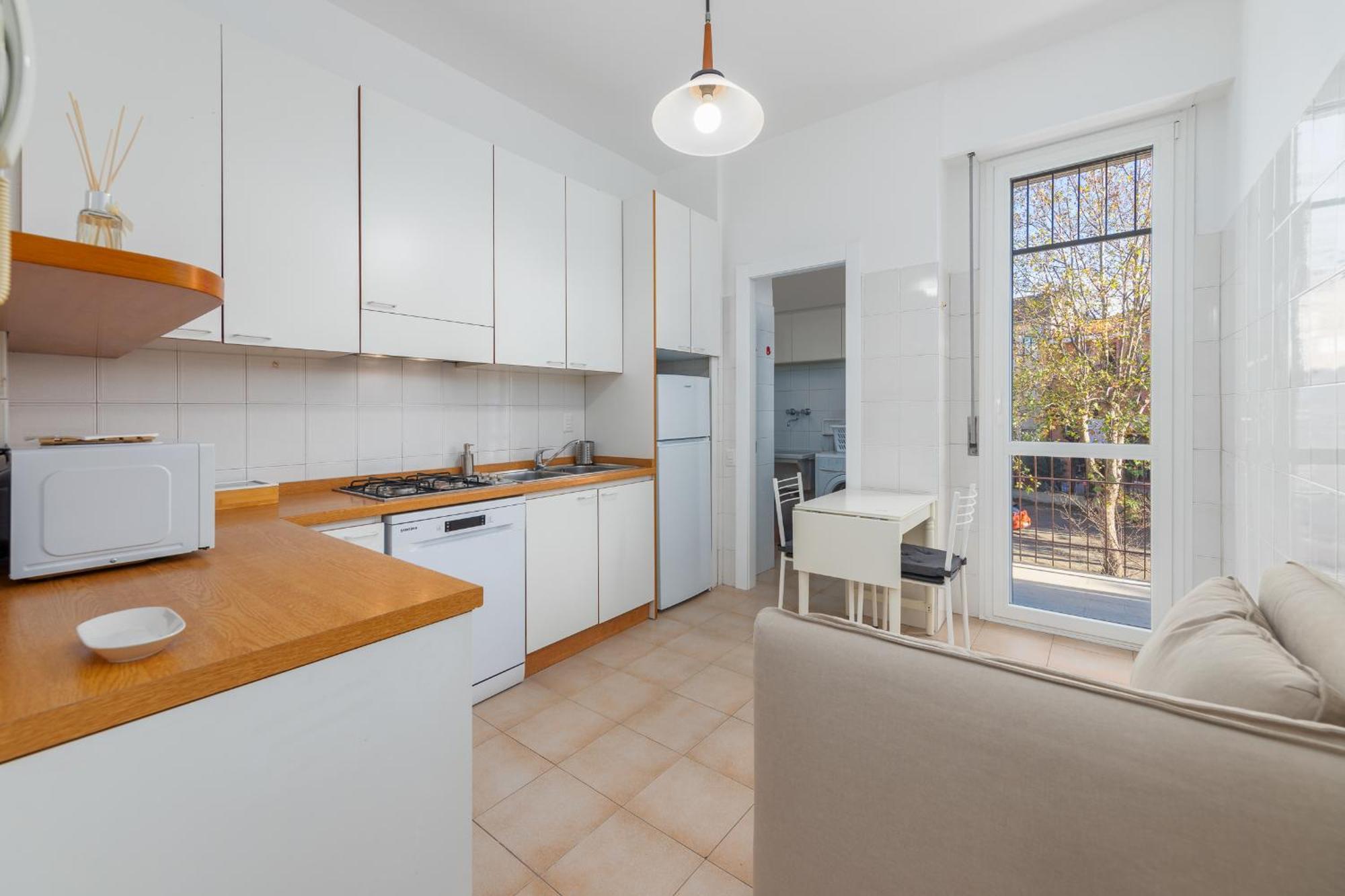 Free Private Parking - 5 Min To Metro - Access Control Guard - Quiet Milan