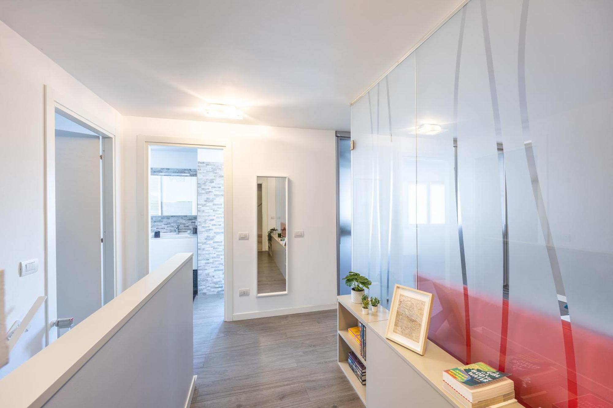 Bocconi's Nest - Close To Duomo With Terrace Apartment Milan