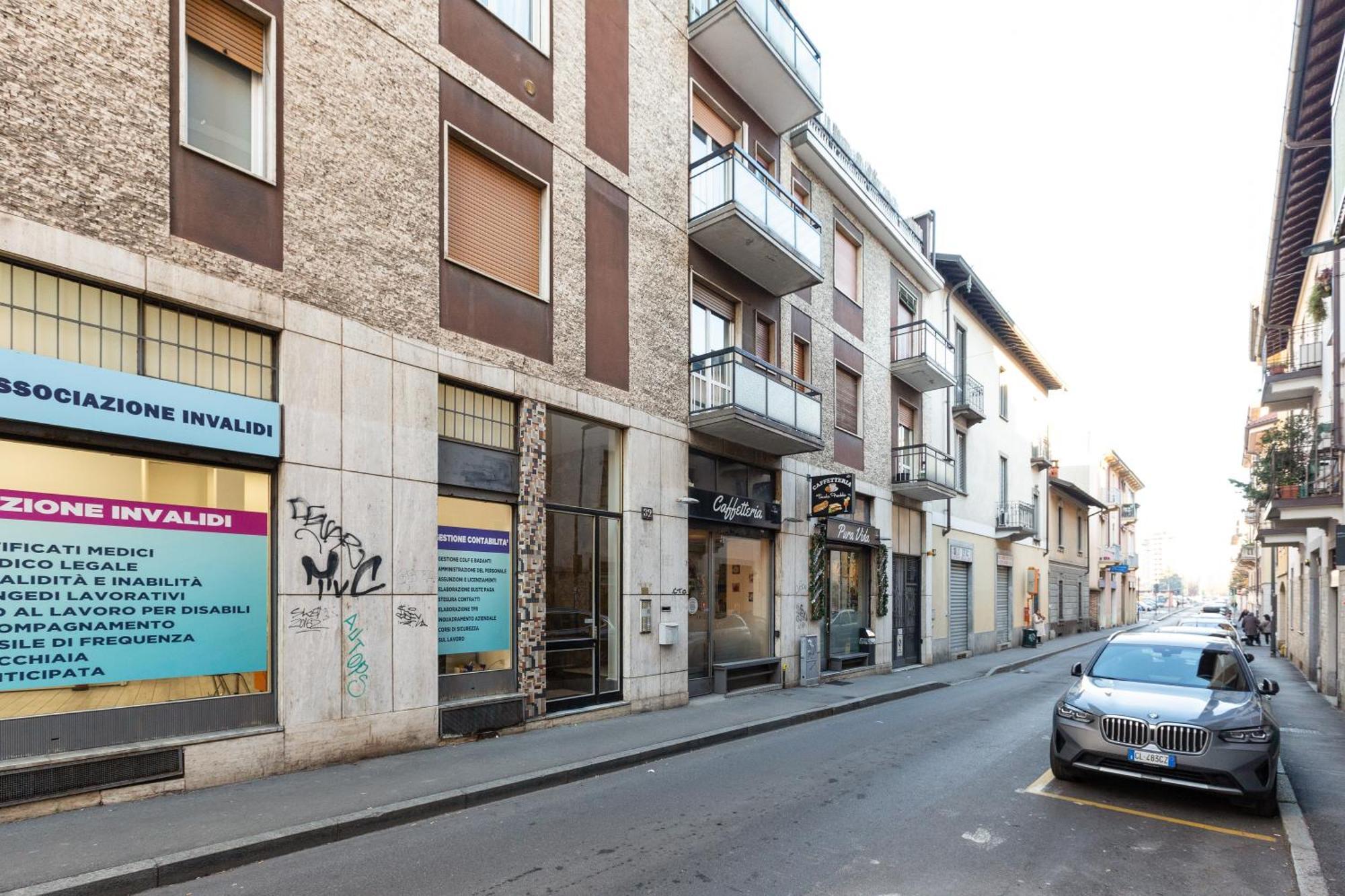 Niguarda Bright W/ Balcony Apartment