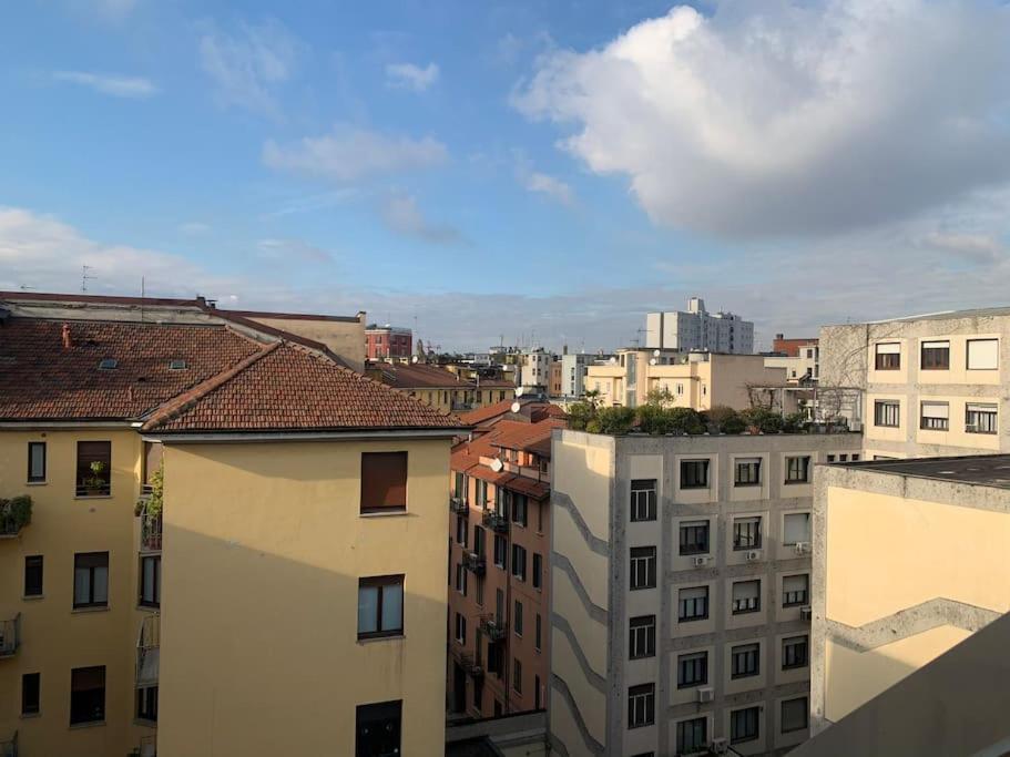Besana Rent House Apartment *