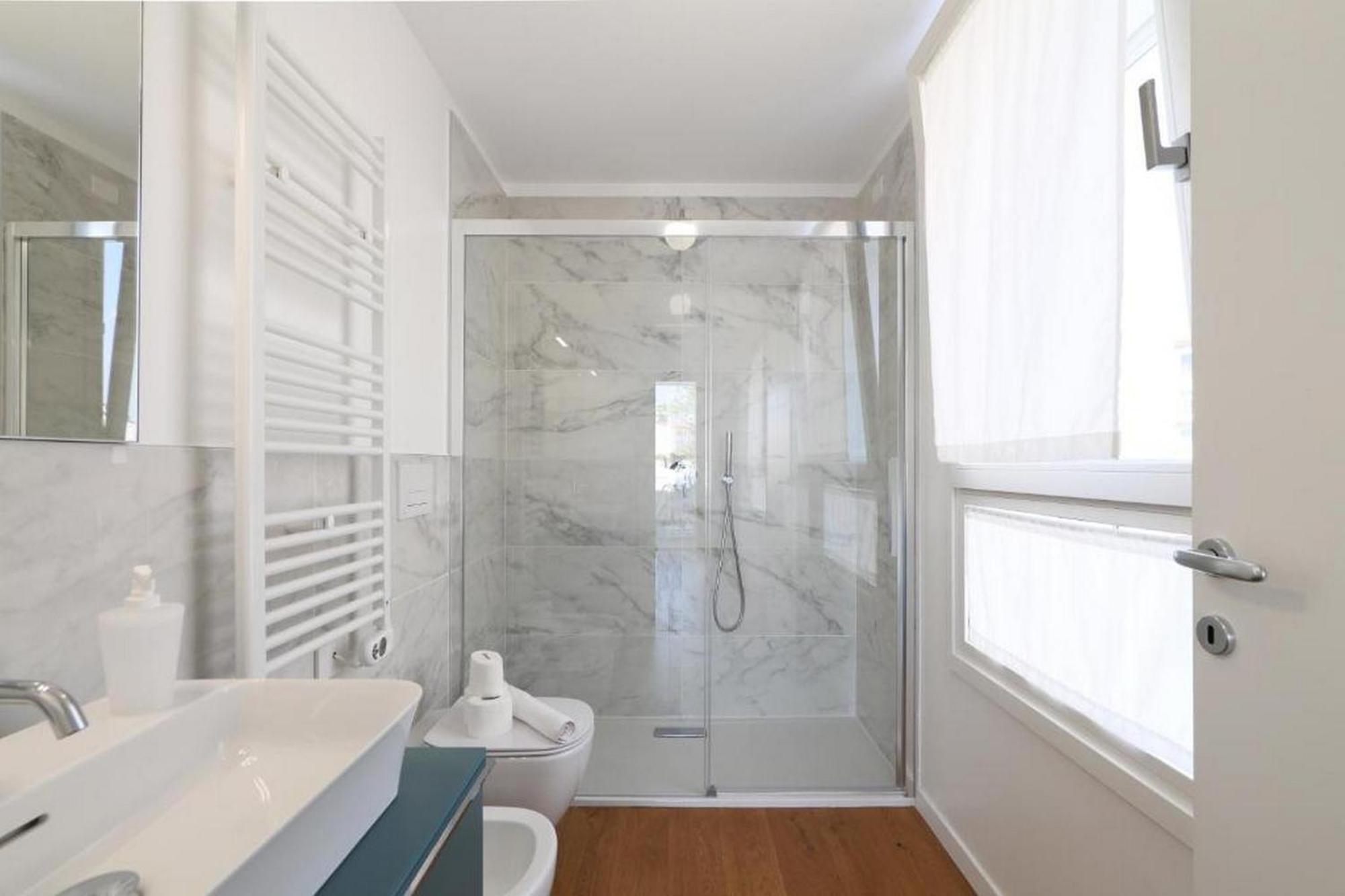 Lovely Terrace - Porta Romana District Apartment *