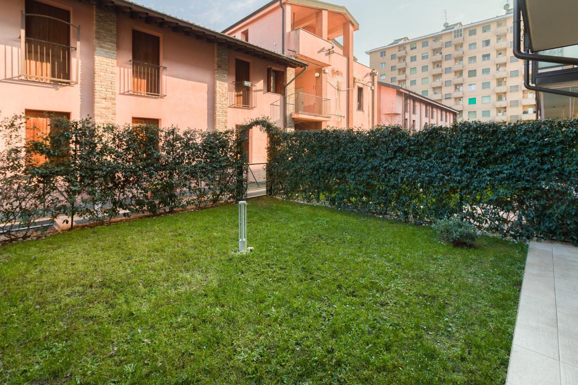 Apartment Con Giardino Navigli