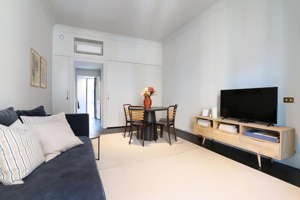 Enjoy Life Style - Tortona Porta Genova Apartment Milan