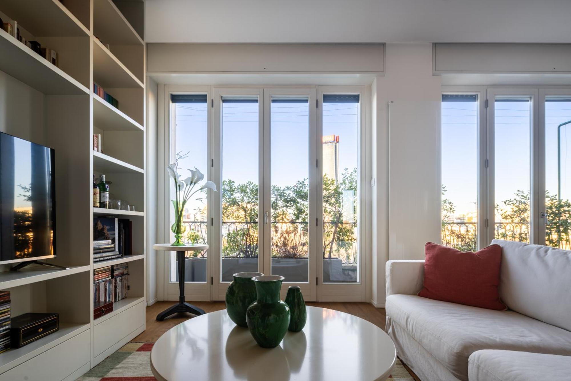 Life View With Terrace R&r Apartment Milan