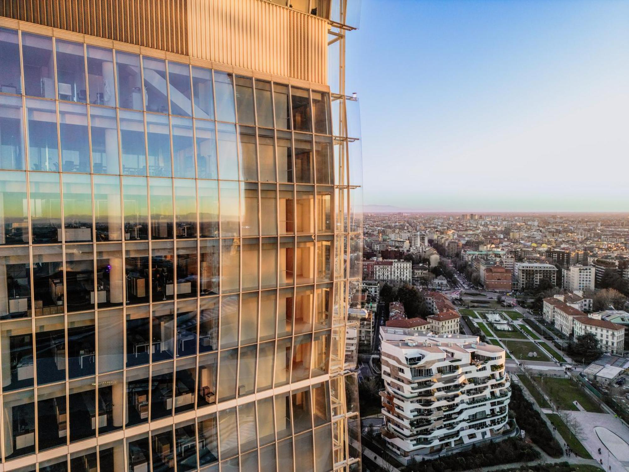 Life View With Terrace R&r Apartment Milan