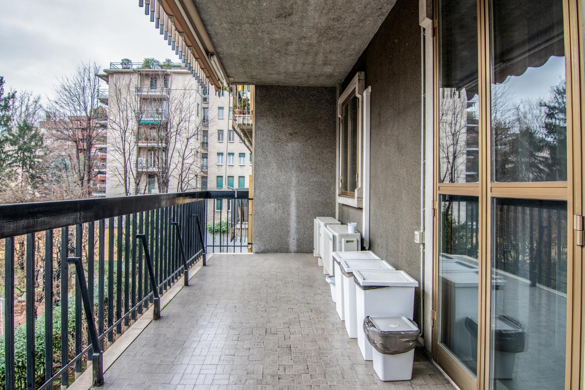 Apartment - Brand New 4 Pax Life & The Giulio Cesare 5