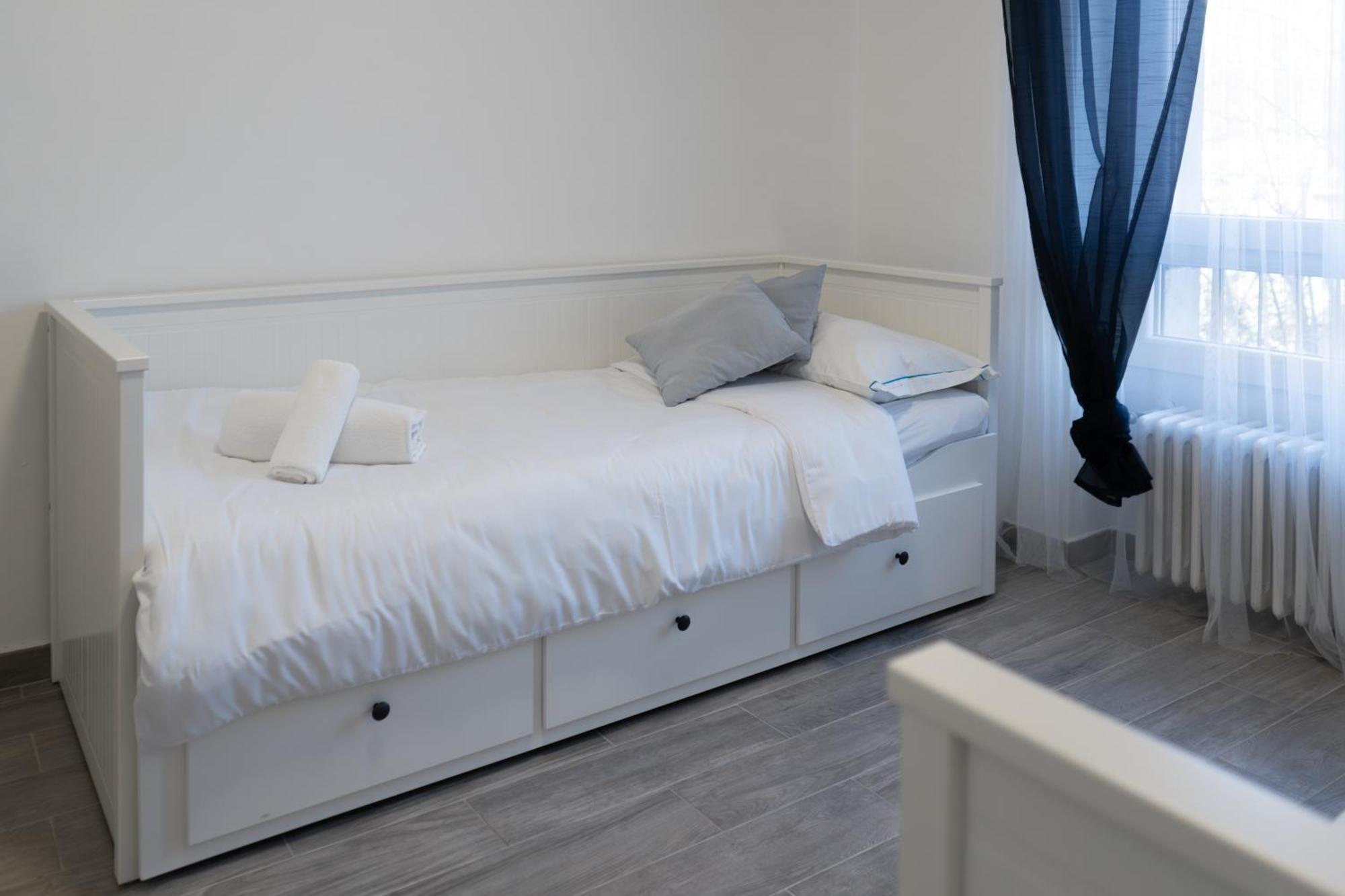 10min Rhofiera & Sansiro - 5min Metro - Ac - Freeparking Apartment Milan